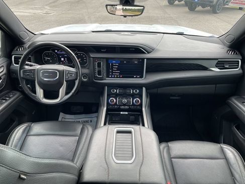 Used 2021 GMC Yukon Denali w/ Denali Ultimate Package RWD image 34