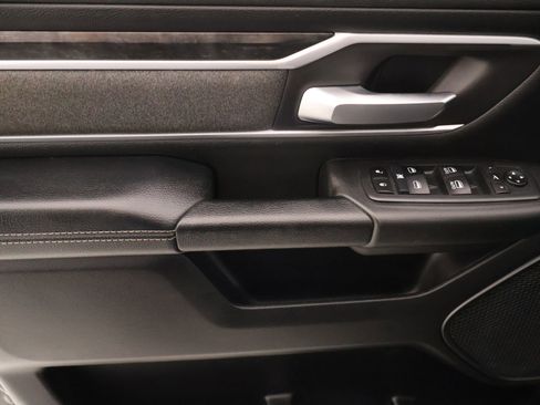 Used 2020 RAM 1500 Big Horn AWD/4WD image 15