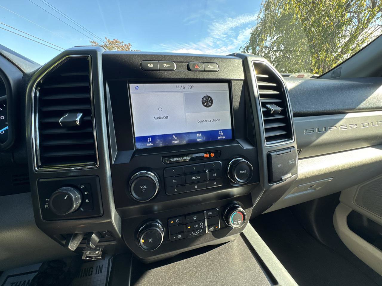 Used 2022 Ford F350 XLT w/ XLT Value Package AWD/4WD image 15