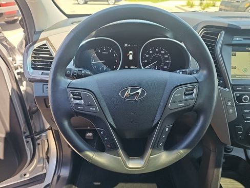 Used 2017 Hyundai Santa Fe Sport w/ 2.4L Tech Package 04 AWD/4WD image 17