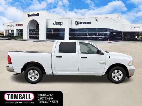 Used 2023 RAM 1500 Classic SLT w/ Electronics Group AWD/4WD image 8