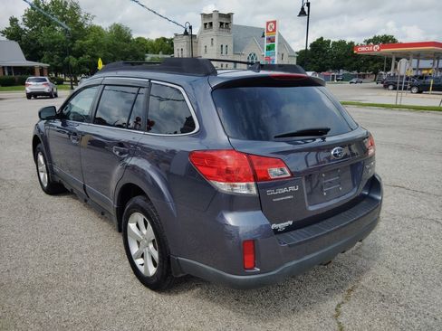 Used 2014 Subaru Outback 3.6R Limited w/ Moonroof Package AWD/4WD image 5