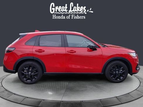 Used 2025 Honda HR-V Sport image 6