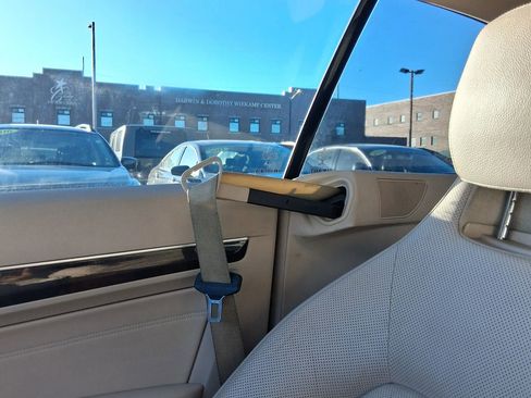 Used 2014 Mercedes-Benz E 350 Coupe image 22