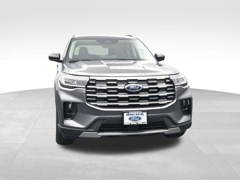 New 2025 Ford Explorer Active w/ Active Comfort Package image 2