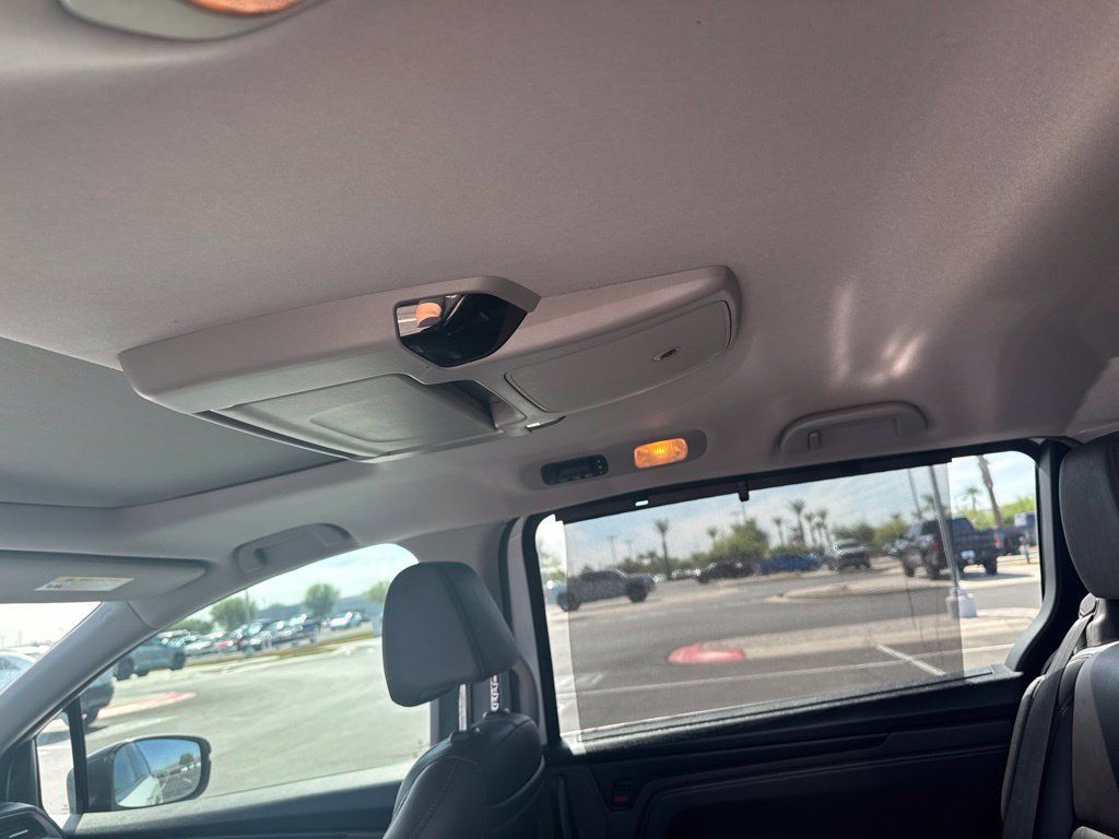 Used 2020 Honda Odyssey Touring image 9