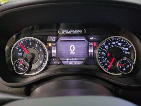 Used 2022 RAM 1500 Laramie AWD/4WD image 10