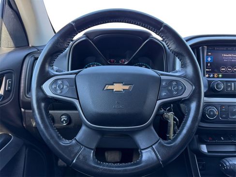 Used 2019 Chevrolet Colorado LT w/ LT Convenience Package image 12