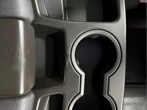 Used 2024 GMC Sierra 2500 Pro image 25