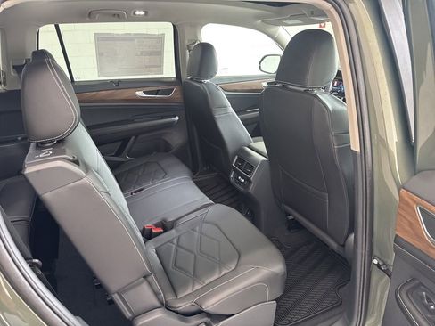 New 2026 Volkswagen Atlas SE AWD/4WD image 10