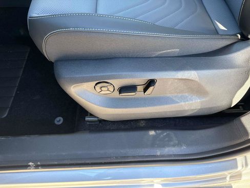 New 2026 Volkswagen Tiguan SE image 20