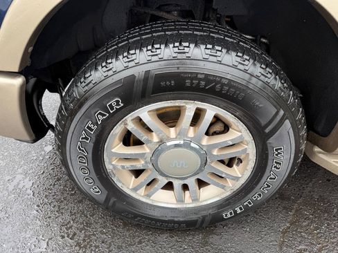 Used 2013 Ford F150 King Ranch w/ King Ranch Luxury Pkg AWD/4WD image 9