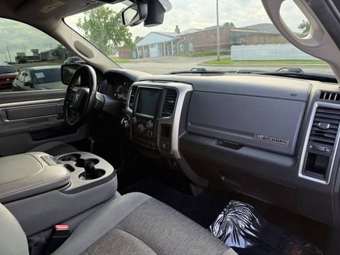 Used 2018 RAM 1500 Big Horn AWD/4WD image 11