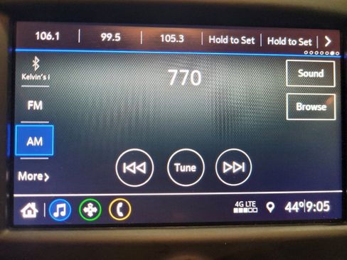 Used 2020 Chevrolet Sonic LT image 25