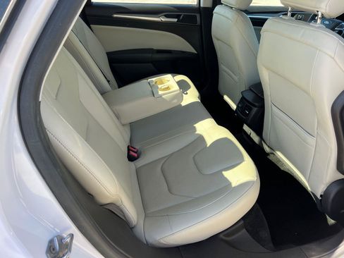 Used 2016 Ford Fusion Titanium FWD image 15