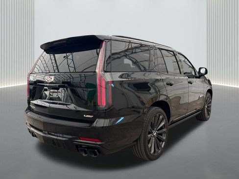 New 2025 Cadillac Escalade V image 5