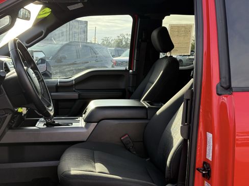 Used 2018 Ford F150 XLT w/ Equipment Group 302A Luxury image 19