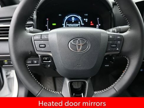 Certified 2025 Toyota Camry SE image 11