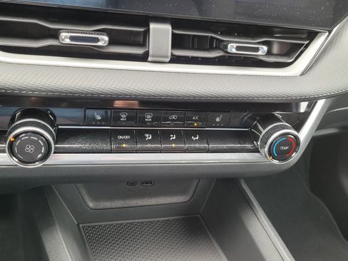 New 2026 Chevrolet Equinox LT w/ Midnight Edition image 19