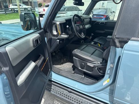 Used 2022 Ford Bronco Badlands AWD/4WD image 5