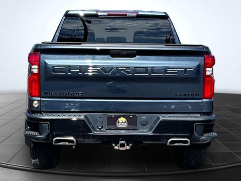 Used 2021 Chevrolet Silverado 1500 Custom Trail Boss AWD/4WD image 4