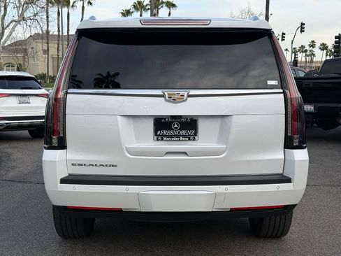 Used 2019 Cadillac Escalade Platinum image 19