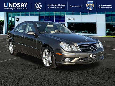 Used 2009 Mercedes-Benz E 350 4MATIC Sedan image 1