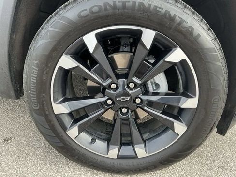 Used 2025 Chevrolet Equinox RS image 29