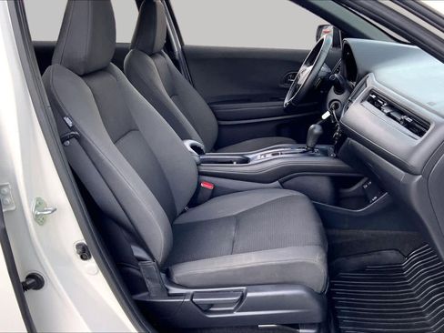 Used 2022 Honda HR-V Sport image 9