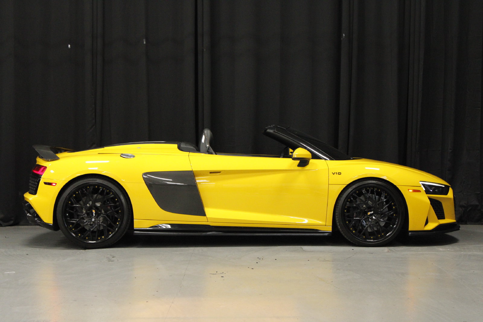 Used 2022 Audi R8 V10 performance RWD image 8