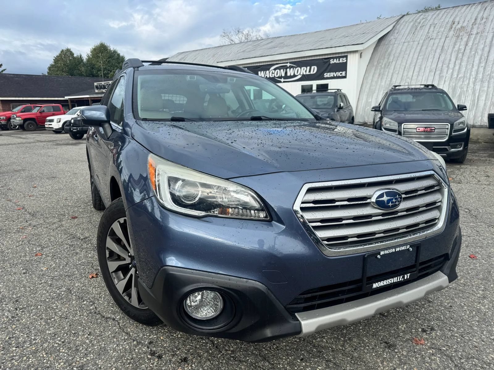 Used 2017 Subaru Outback 2.5i Limited AWD/4WD image 2