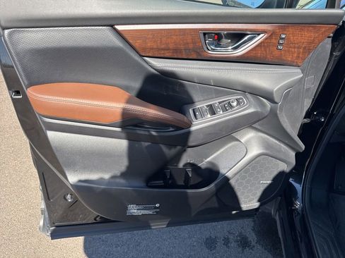 Used 2024 Subaru Ascent Touring AWD/4WD image 21