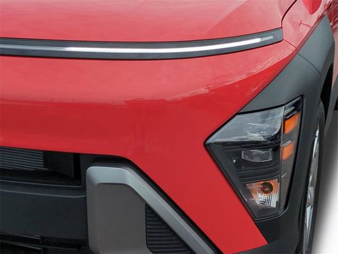 New 2026 Hyundai Kona SE image 10