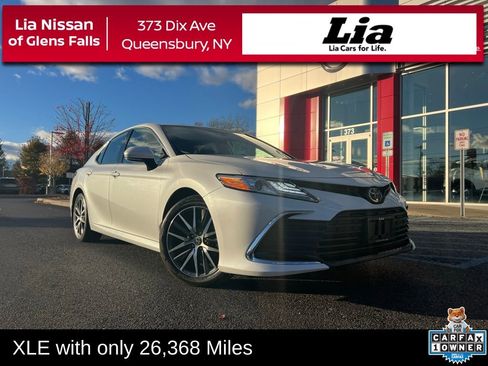 Used 2024 Toyota Camry XLE image 1