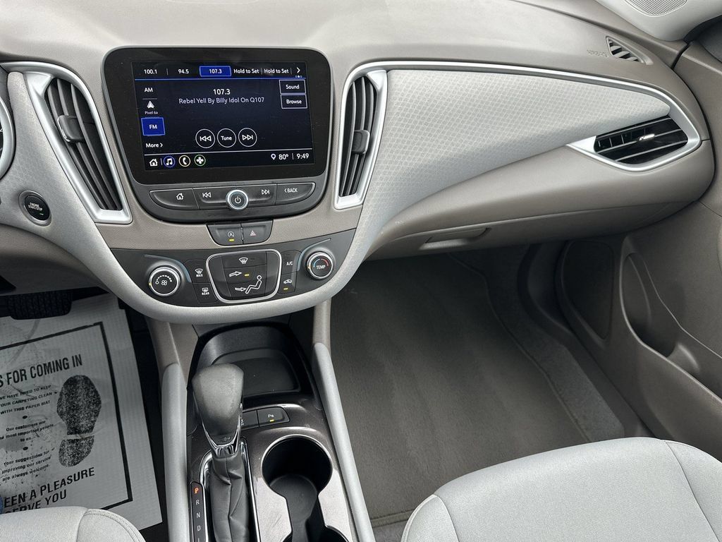 Used 2024 Chevrolet Malibu LS FWD image 18