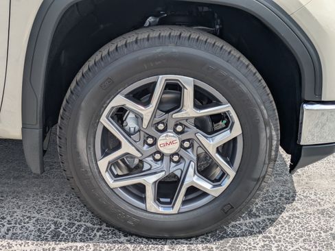 New 2026 GMC Sierra 1500 SLE AWD/4WD image 13