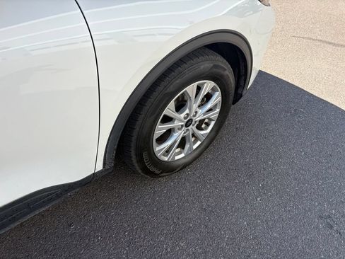 Used 2023 Ford Escape Active w/ Tech Pack #1 FWD image 15