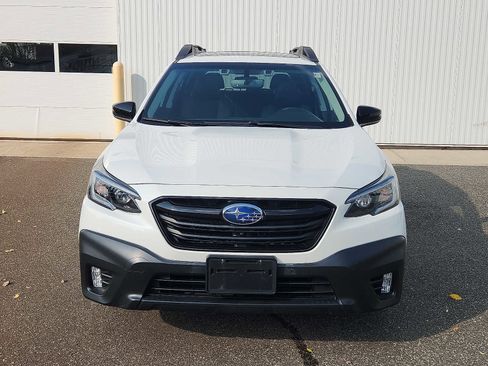 Used 2022 Subaru Outback Onyx Edition XT image 2
