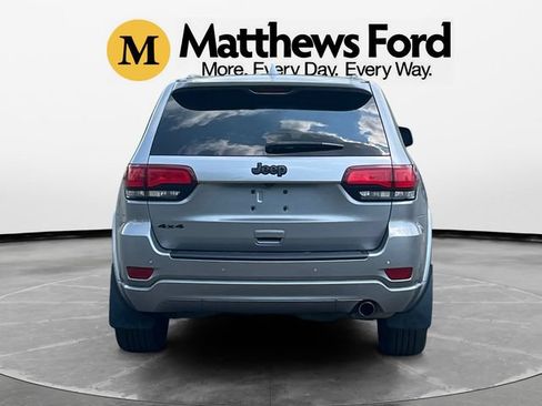 Used 2019 Jeep Cherokee Limited AWD/4WD image 4