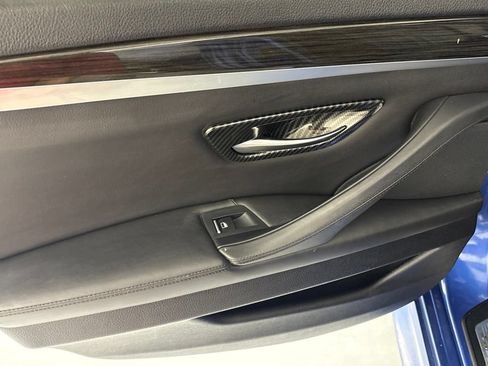 Used 2014 BMW M5 RWD image 26