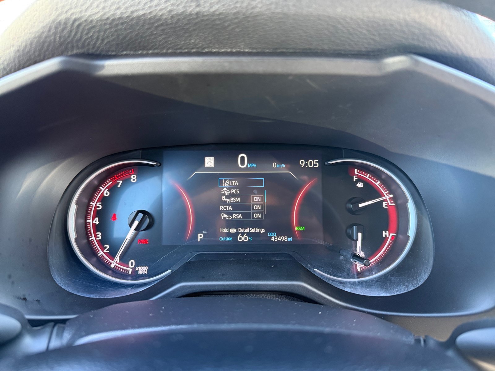 Used 2025 Toyota RAV4 XLE FWD image 11