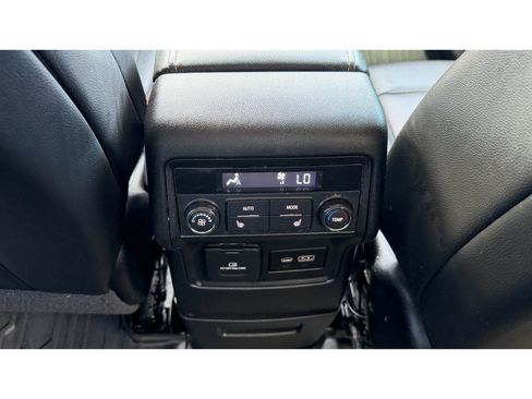 Used 2023 GMC Sierra 1500 AT4 image 22