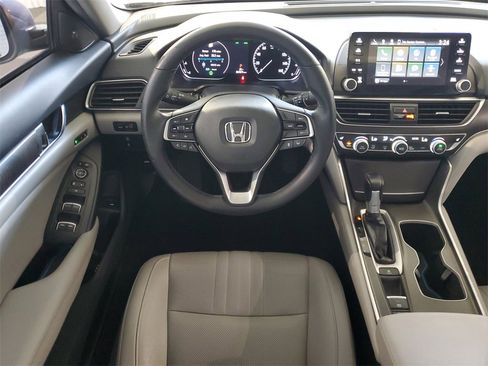 Used 2019 Honda Accord EX-L image 11