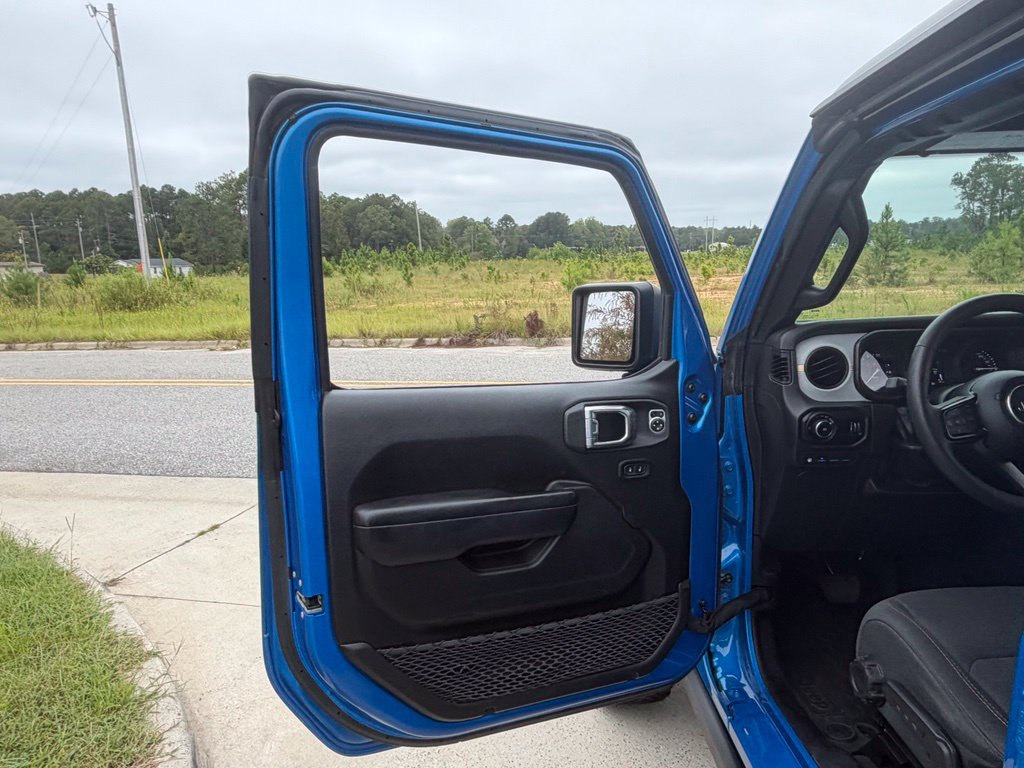 Used 2024 Jeep Wrangler Unlimited AWD/4WD image 52