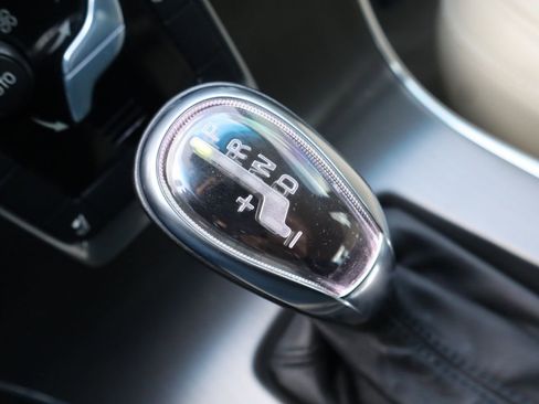 Used 2013 Volvo S60 T5 image 38