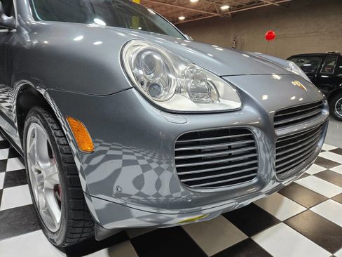 Used 2006 Porsche Cayenne Turbo S image 36