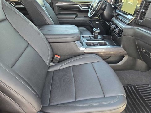 Certified 2024 Chevrolet Silverado 1500 LTZ w/ LTZ Convenience Package II AWD/4WD image 15