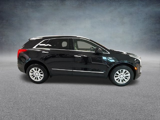 Used 2018 Cadillac XT5 AWD image 5
