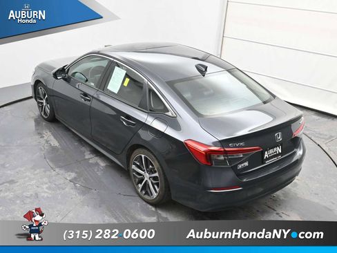 Used 2024 Honda Civic Touring image 20