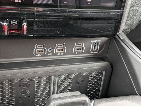 New 2026 RAM 1500 Laramie w/ Night Edition AWD/4WD image 19